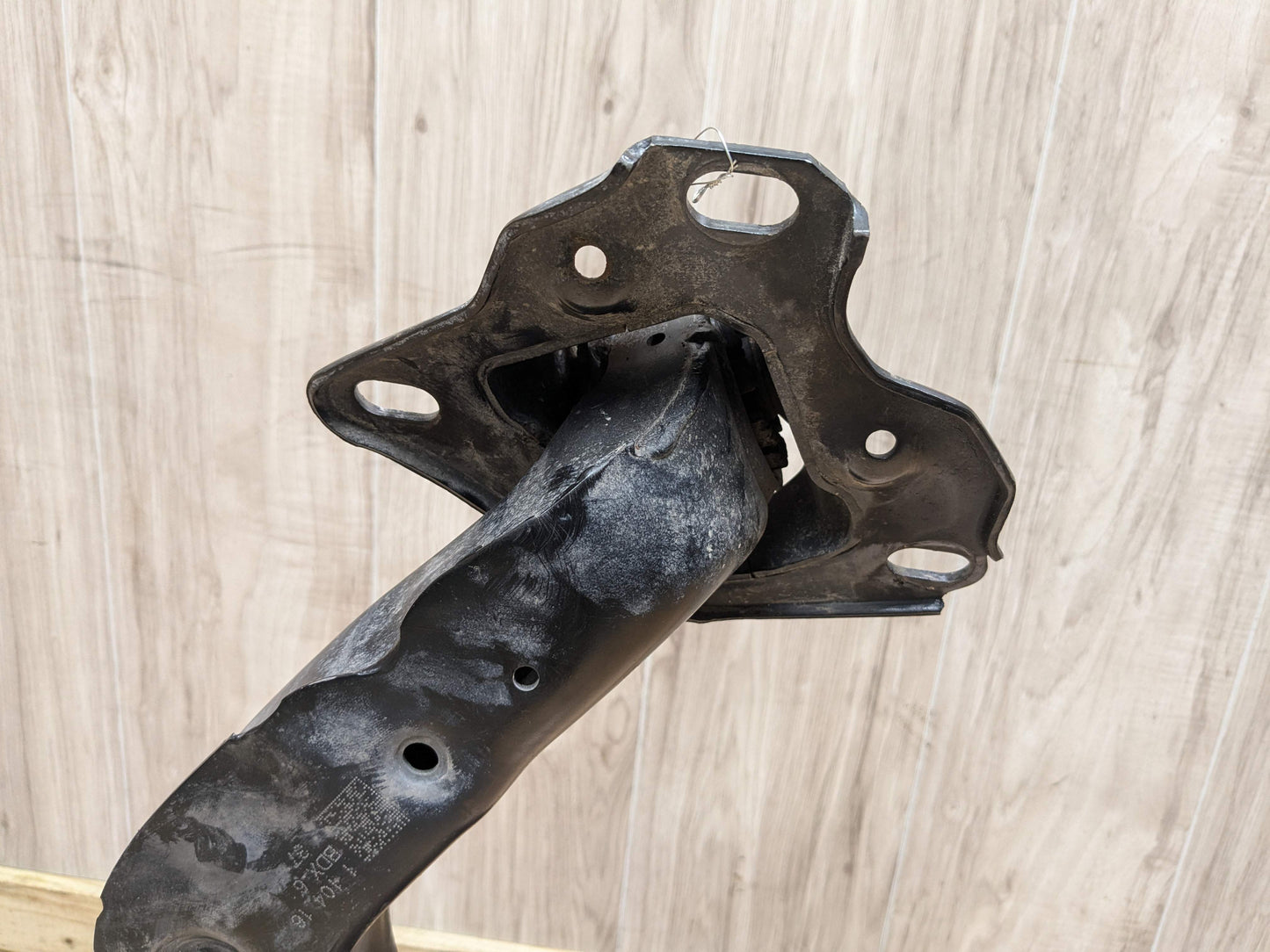 OEM BMW F39 F44 F48 X1 X2 Rear Left Driver Trailing Control Arm Knuckle Spindle