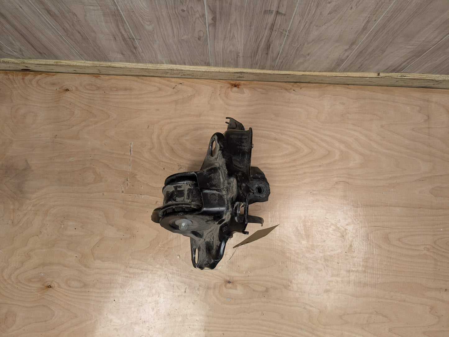 OEM BMW F39 F44 F48 X1 Rear Right Passenger Trailing Control Arm Knuckle Spindle