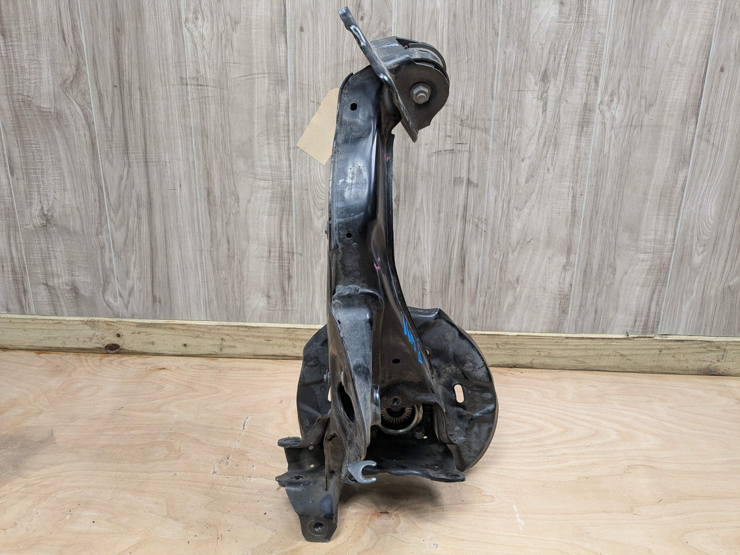 OEM BMW F39 F44 F48 X1 Rear Right Passenger Trailing Control Arm Knuckle Spindle