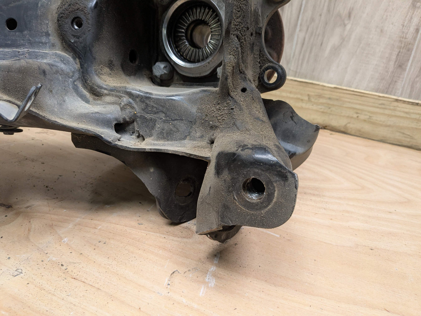 OEM BMW F39 F44 F48 X1 Rear Right Passenger Trailing Control Arm Knuckle Spindle