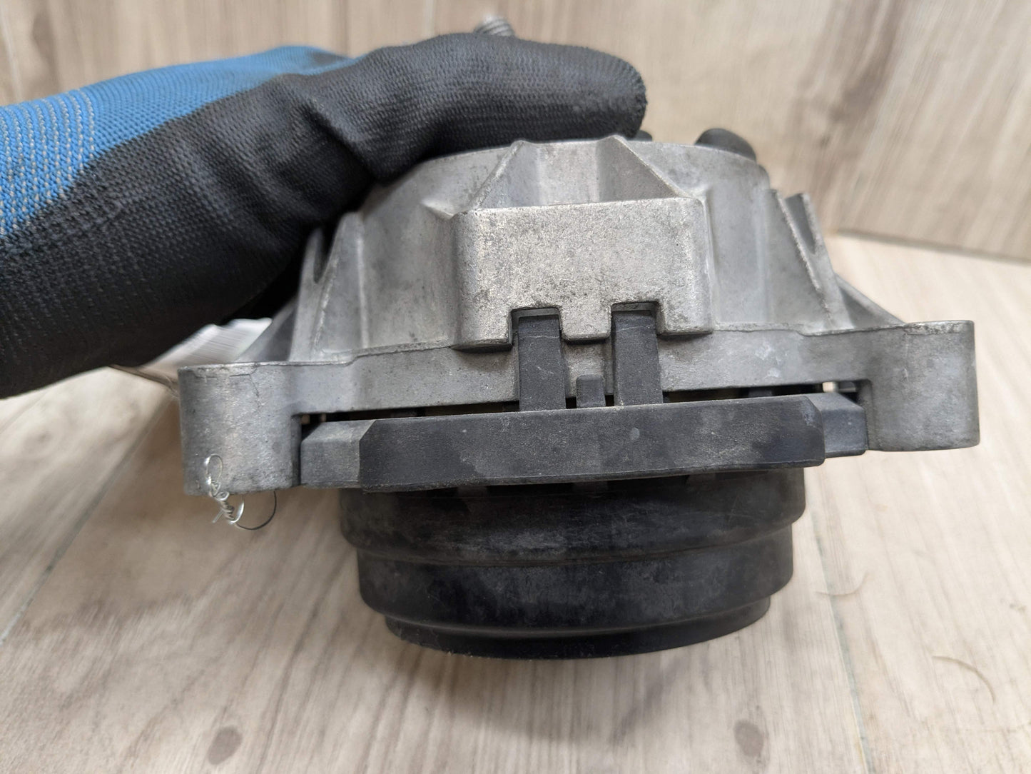 OEM BMW F30 F32 F36 335 340 435 440 Engine N55 B58 Right Passenger Motor Mount
