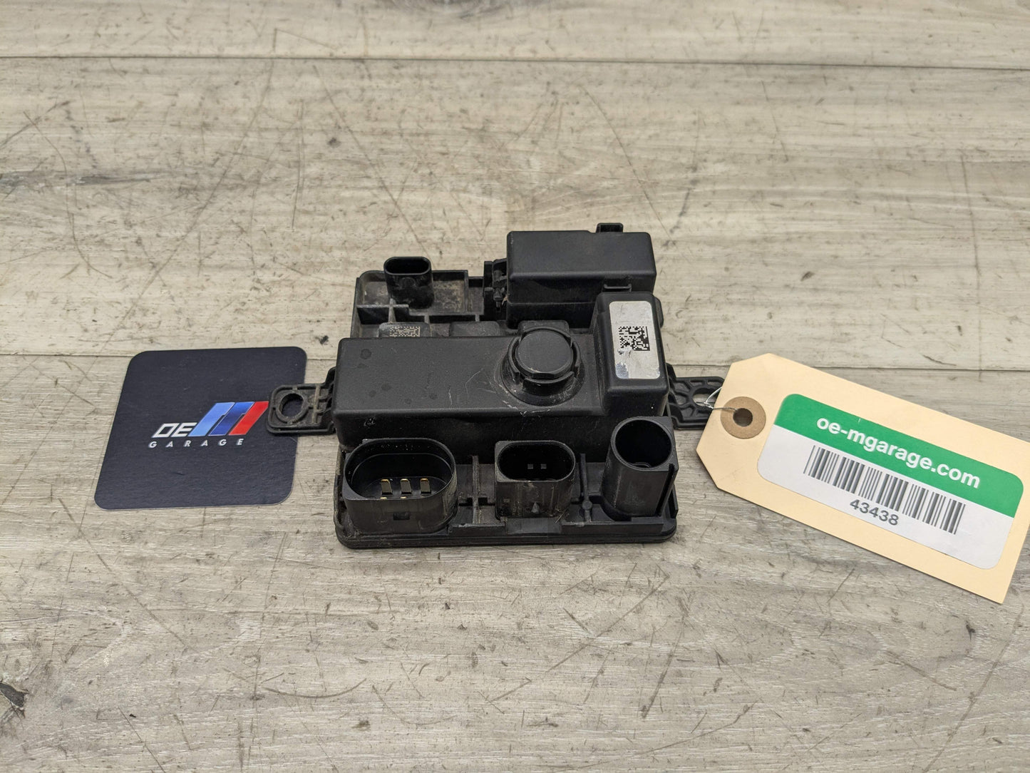 OEM BMW F10 F15 F22 F23 F30 F32 F33 F36 Integrated Power Supply Control Module