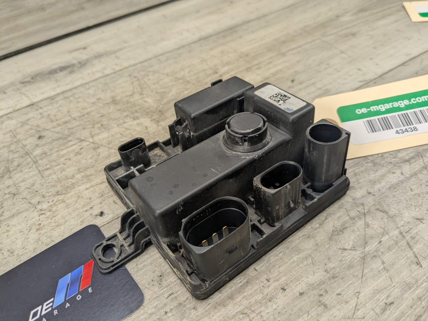 OEM BMW F10 F15 F22 F23 F30 F32 F33 F36 Integrated Power Supply Control Module