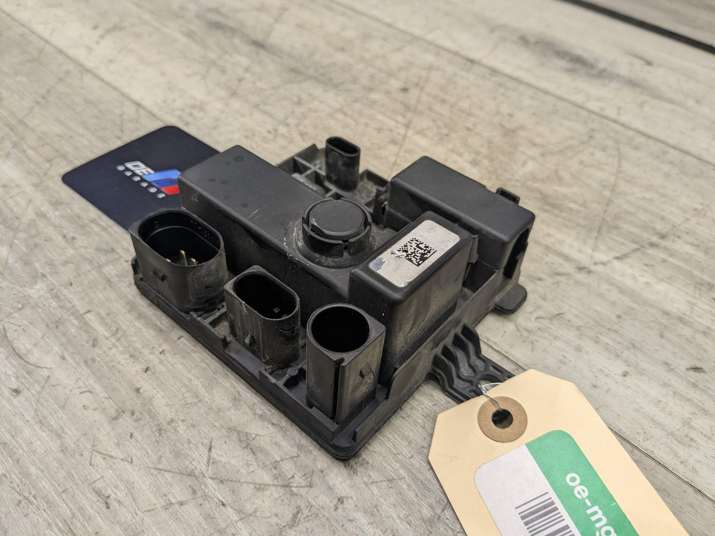 OEM BMW F10 F15 F22 F23 F30 F32 F33 F36 Integrated Power Supply Control Module
