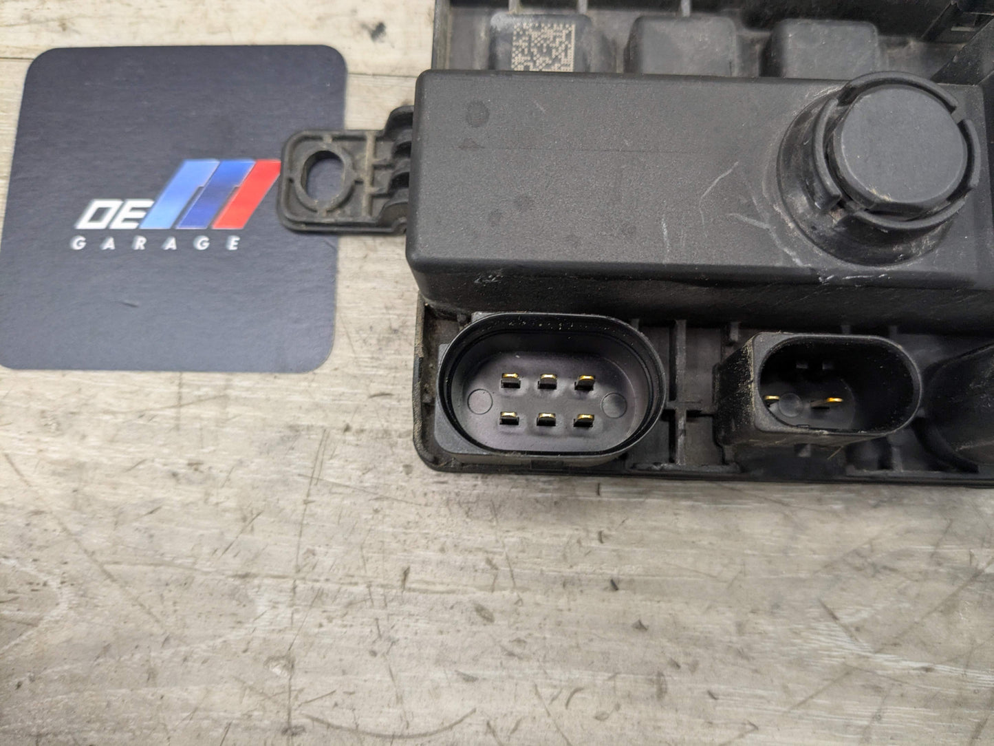 OEM BMW F10 F15 F22 F23 F30 F32 F33 F36 Integrated Power Supply Control Module