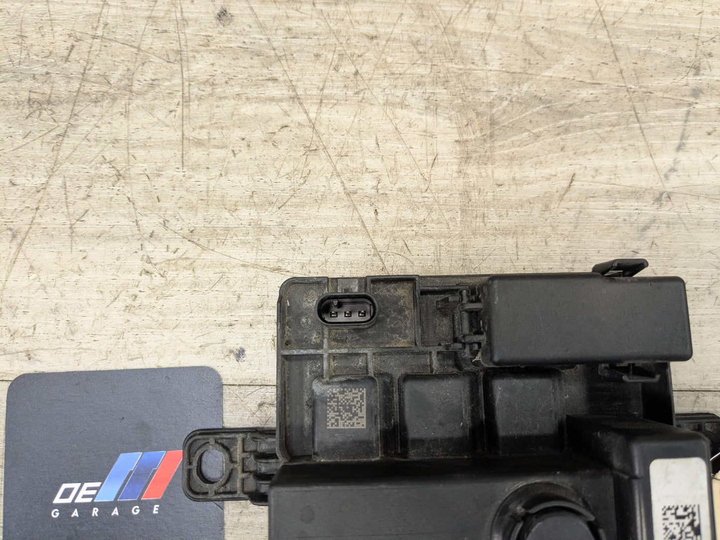 OEM BMW F10 F15 F22 F23 F30 F32 F33 F36 Integrated Power Supply Control Module