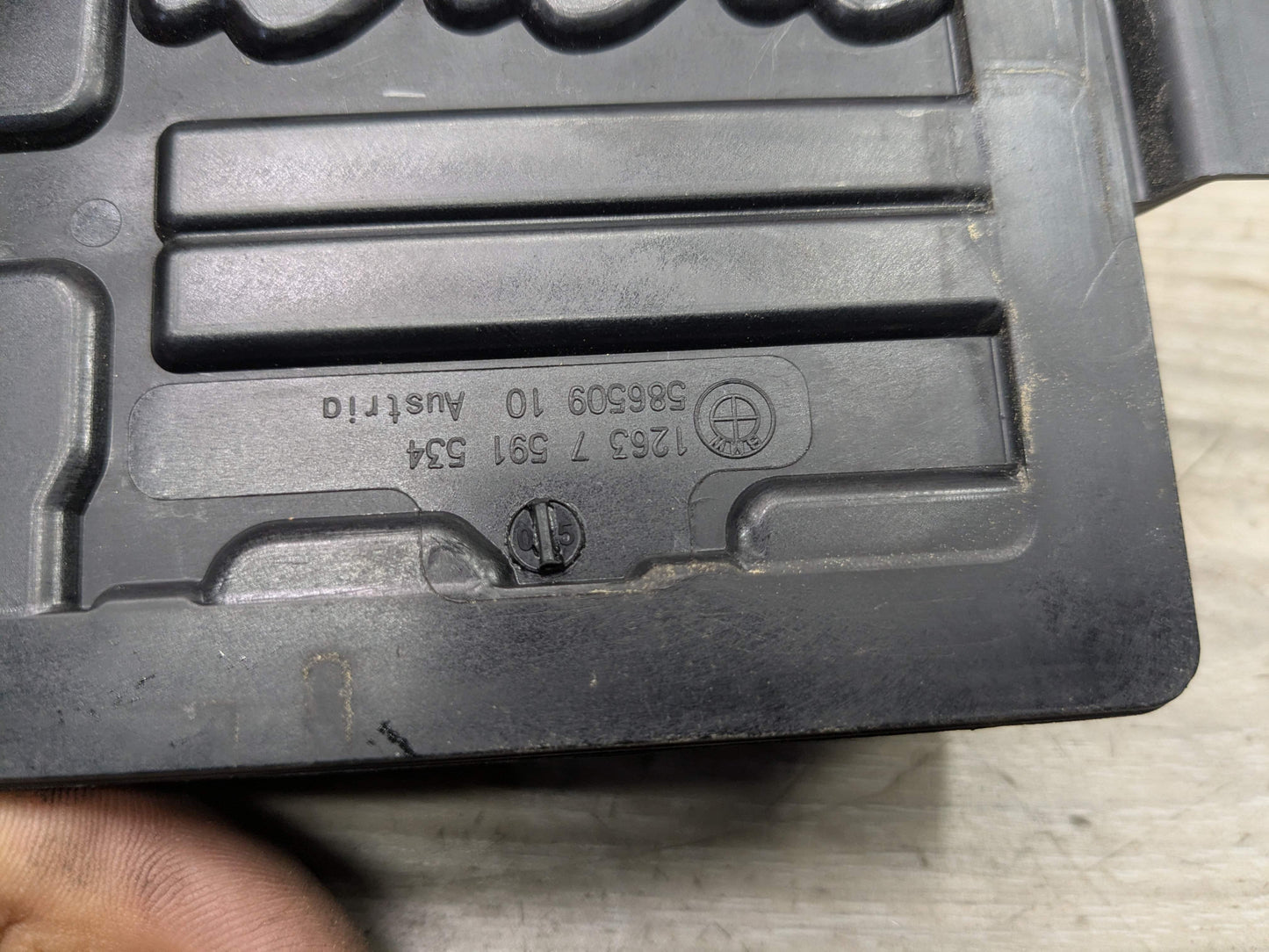 OEM BMW F10 F15 F22 F23 F30 F32 F33 F36 Integrated Power Supply Control Module