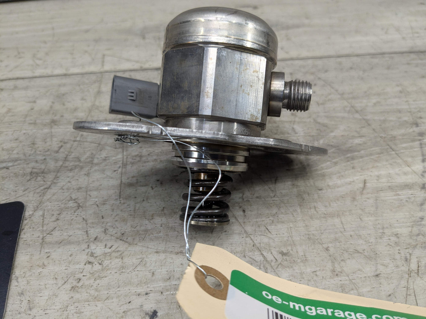 12-16 OEM BMW F22 F25 F30 F32 F36 Engine N20 N26 HPFP High Pressure Fuel Pump