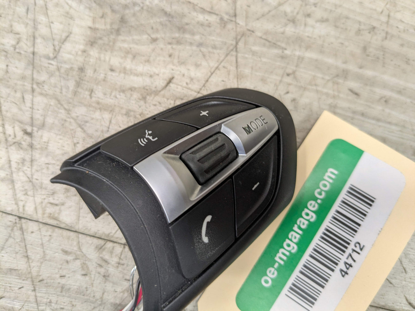 OEM BMW F10 F22 F23 F30 F32 F33 F36 M SPORT Steering Wheel Multifunction Button