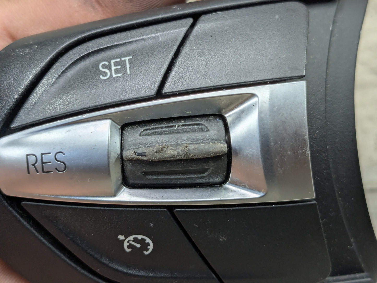 OEM BMW F10 F22 F23 F30 F32 F33 F36 M SPORT Steering Wheel Multifunction Button