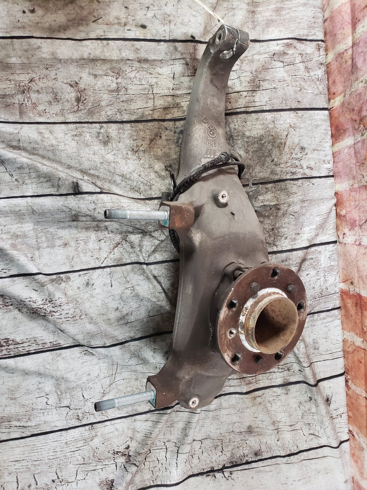 BMW 11-13 F10 M5 Front Right Passenger Hub Spindle Carrier Knuckle Pre LCI