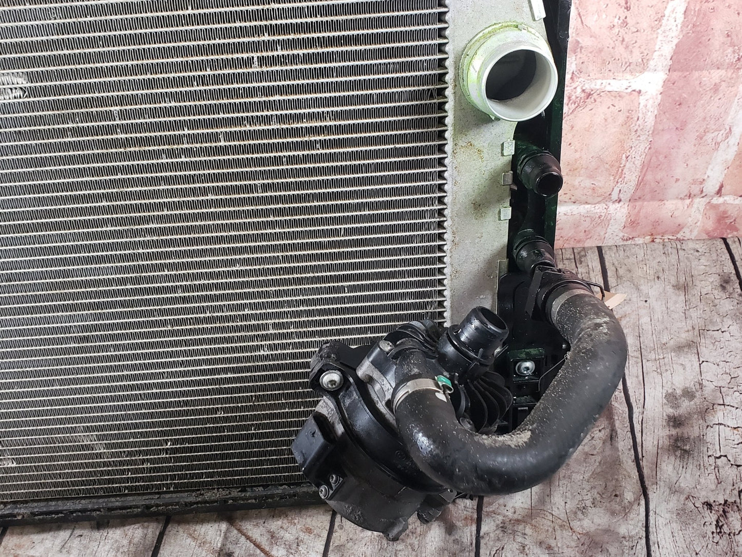BMW 11-13 F10 M5 Main Radiators Cooling ASSEMBLY Pre LCI