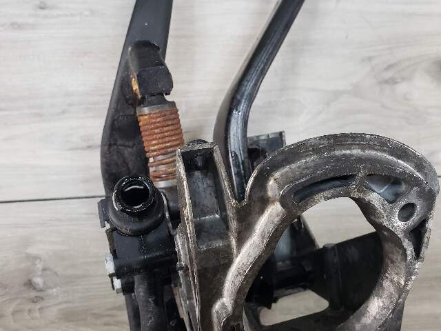 BMW 12-15 F30 328i MANUAL TRANSMISSION Pedal Assembly Pre LCI