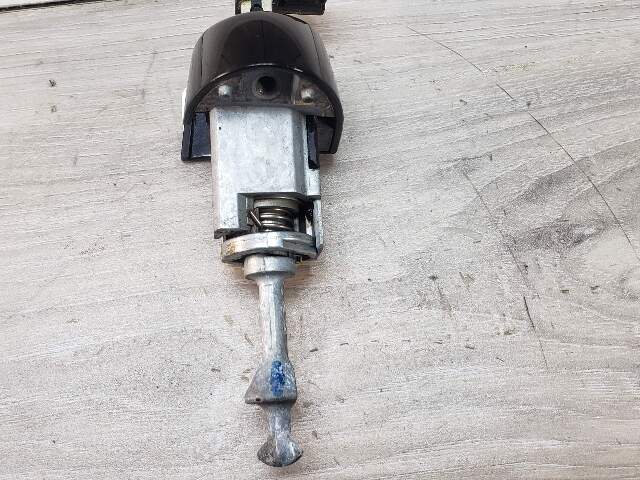 BMW 11-13 E92 335i Left Front Driver Side Door Handle Key Lock Hole Keyhole LCI