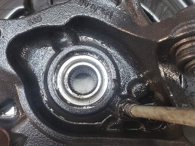 BMW 14-16 F22 235i Rear Right Wheel Hub Spindle Pre LCI