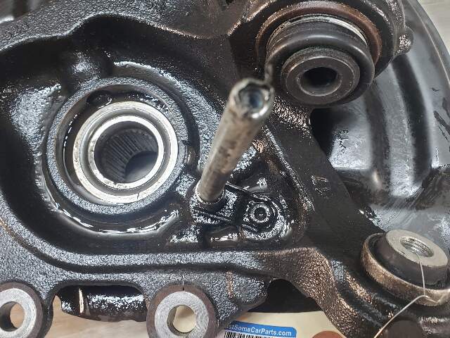 BMW 14-16 F22 235i Rear Right Wheel Hub Spindle Pre LCI