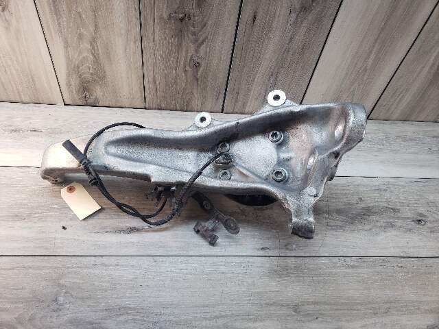 BMW 14-16 F10 535i Steering Knucle Spindle Front Right Passenger LCI