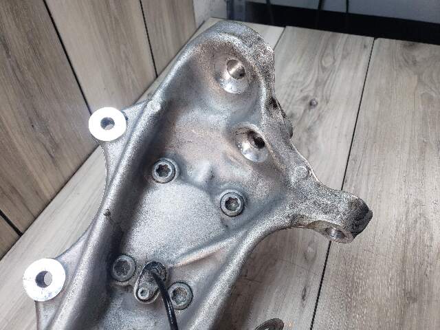 BMW 14-16 F10 535i Steering Knucle Spindle Front Right Passenger LCI