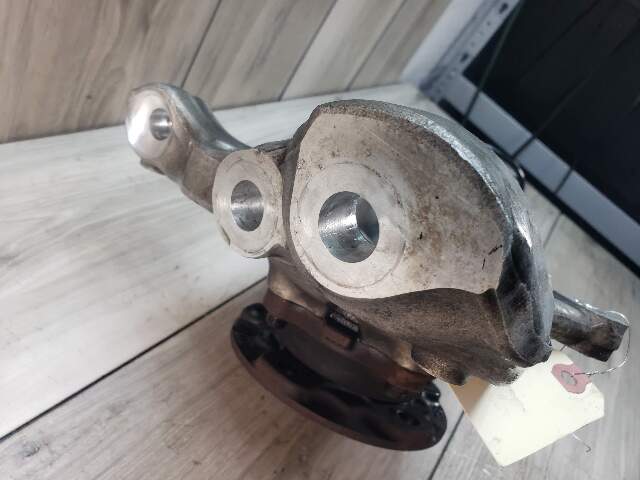 BMW 10-13 F10 528i Front Knuckle Spindle Genuine Oem Right Rh Pre LCI