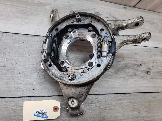 15-20 OEM BMW F80 F82 M3 M4 Rear Suspension Right Knuckle Wheel Hub Spindle