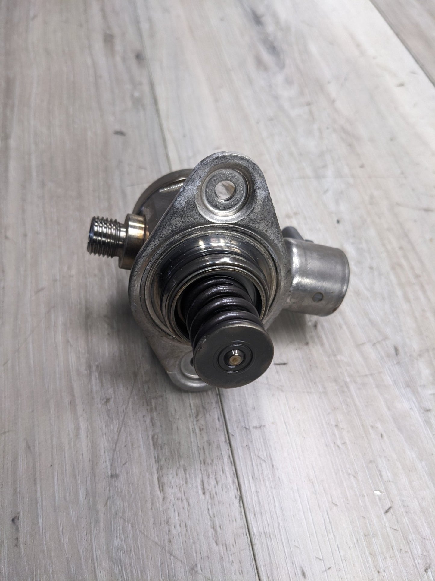 15-20 OEM BMW F87 F80 F82 M2 M3 M4 Engine S55 HPFP High Pressure Fuel Pump