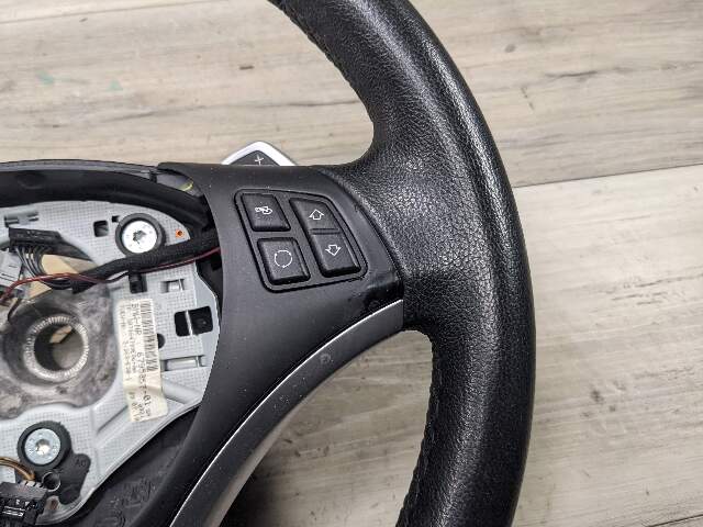 OEM BMW E88 E82 E90 E92 E93 Sport Steering Wheel Black Leather AT w/ Shifters