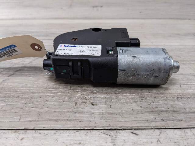 07-19 OEM BMW F10 F13 F20 F30 F32 F36 F80 F82 Sun Roof Motor Actuator