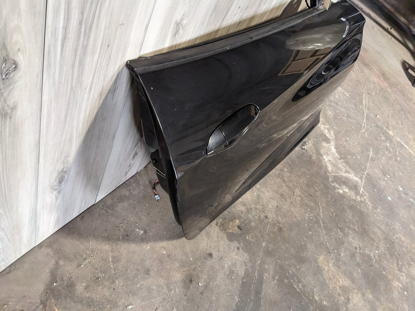 09-16 OEM BMW E89 Z4 Front Right Passenger Door Shell Panel Black