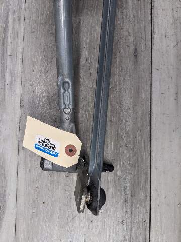 09-16 OEM BMW Z4 E89 Front Windshield Wiper Linkage W Motor