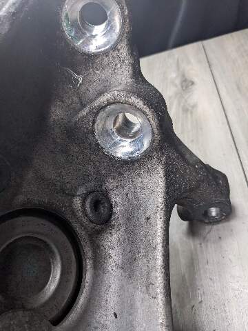OEM BMW F10 M5 F06 F12 F13 M6 Front Passenger Hub Spindle Carrier Knuckle