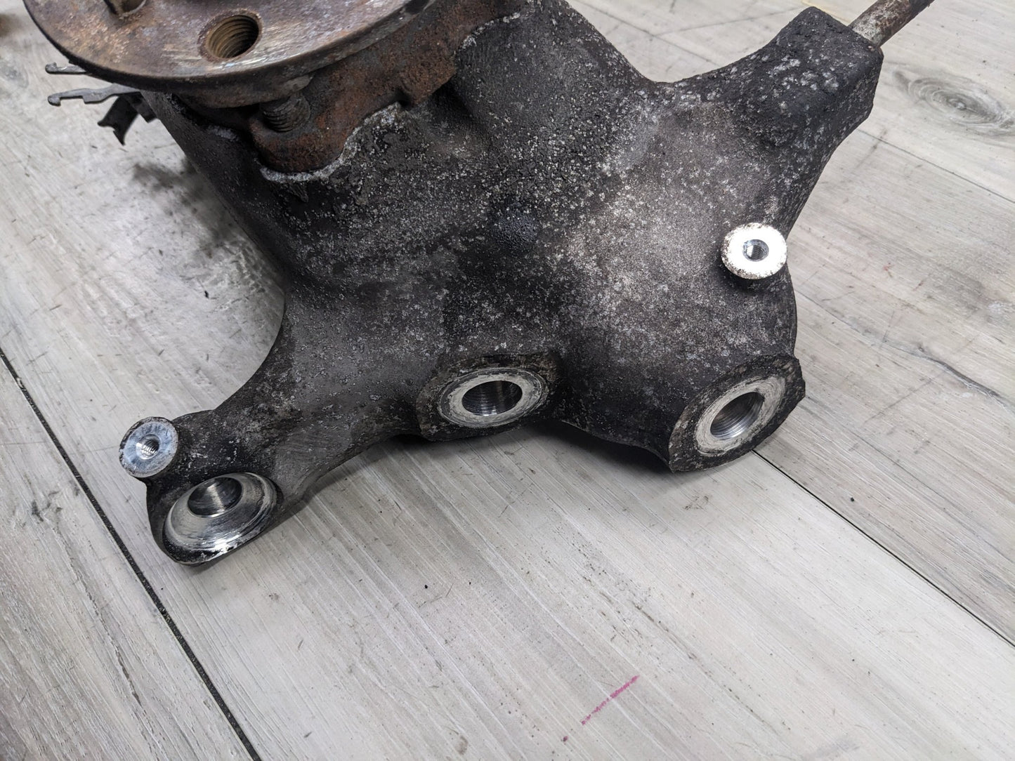 OEM BMW F10 M5 F06 F12 F13 M6 Front Left Driver Hub Spindle Carrier Knuckle