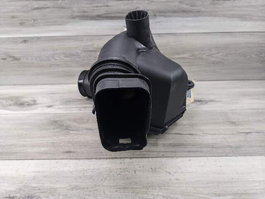 OEM BMW F10 M5 F06 F12 F13 M6 S63 Right Side Airbox Air Filter Cleaner Intake