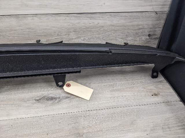09-16 E89 Z4 Rear Bulkhead Partition Trim Panel