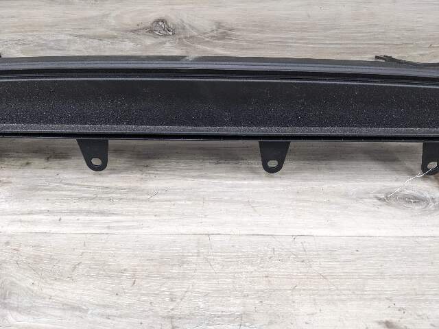 09-16 E89 Z4 Rear Bulkhead Partition Trim Panel