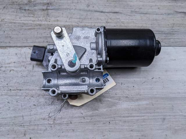 12-18 OEM BMW F22 F30 F32 F33 F36 235 325 328 335 428 435 Windshield Wiper Motor