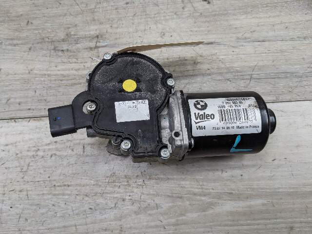 12-18 OEM BMW F22 F30 F32 F33 F36 235 325 328 335 428 435 Windshield Wiper Motor