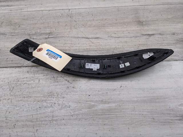 15-20 OEM BMW F80 F82 F83 M3 M4 Right Door Panel Pull Handle Leather Black
