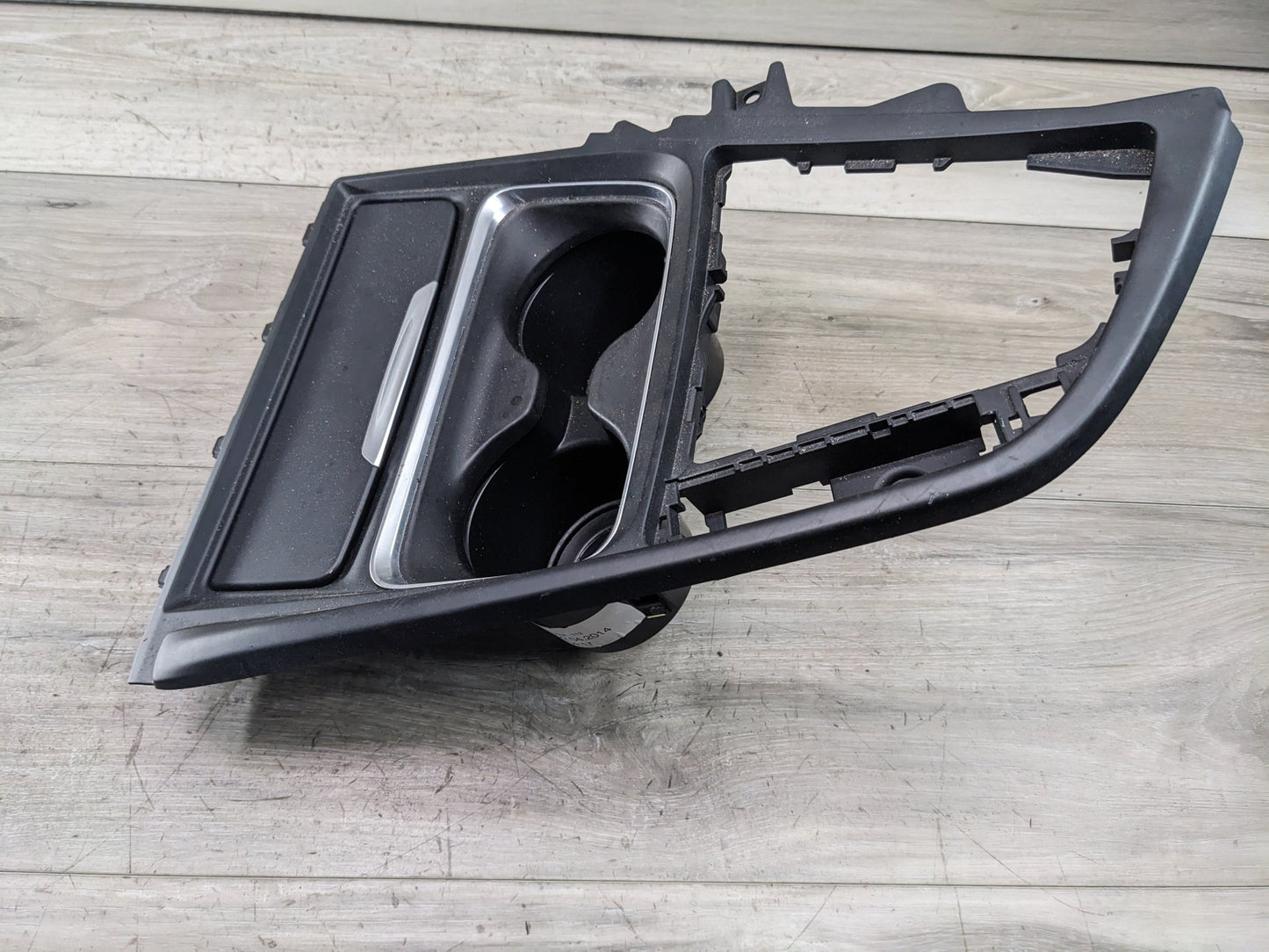 15-20 OEM BMW F80 F82 F83 M3 M4 Central Console Cup Holder Ash Tray Trim Cover
