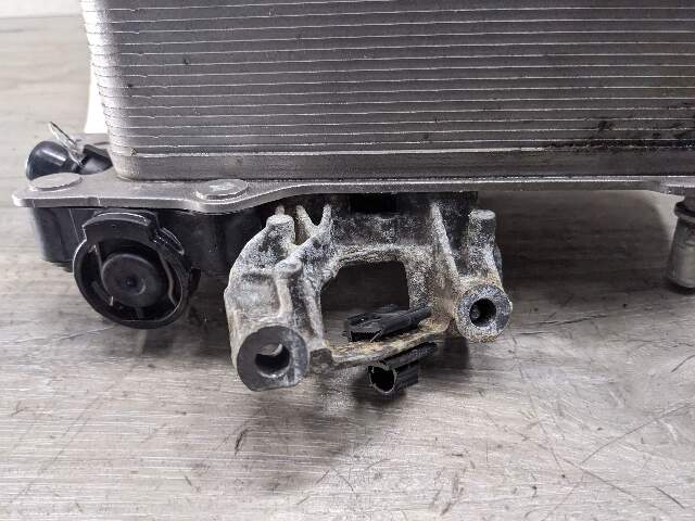 16-20 OEM F22 F23 F30 F32 F33 F36 M240 330 430 B58 Transmission Oil Cooler
