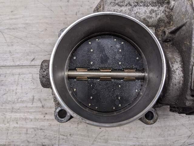 10-19 BMW F10 F12 F13 F01 F02 F15 S63 Intake Manifold Throttle Housing Assembly