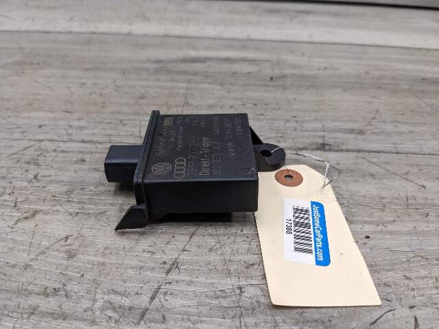 10-16 OEM Porsche Panamera Tire Pressure Monitoring System Transmitter Module