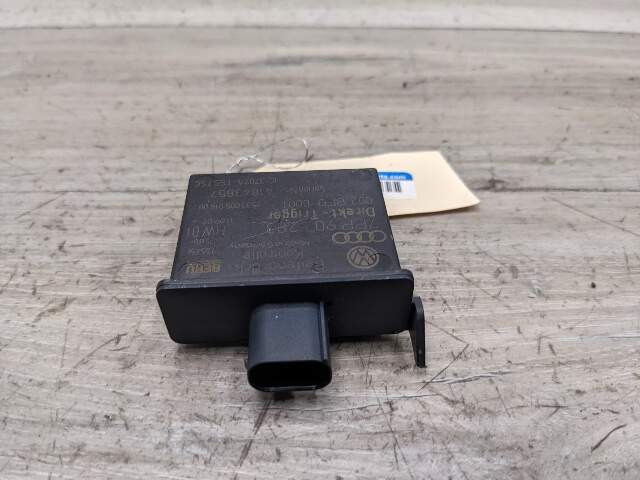 10-16 OEM Porsche Panamera Tire Pressure Monitoring System Transmitter Module