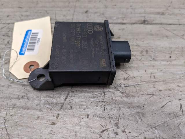 10-16 OEM Porsche Panamera Tire Pressure Monitoring System Transmitter Module