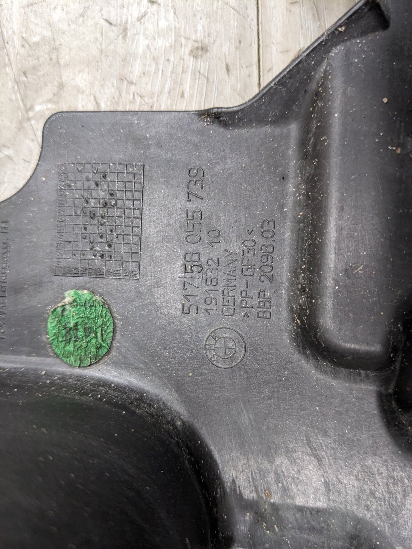 15-20 OEM BMW F80 F82 F83 F87 Rear Left Steering Rack Gear Top Cover Trim Panel