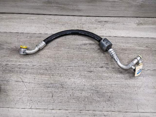 12-18 OEM BMW F22 F23 F30 F32 F33 F36 Air Condenser Pressure Suction Hose