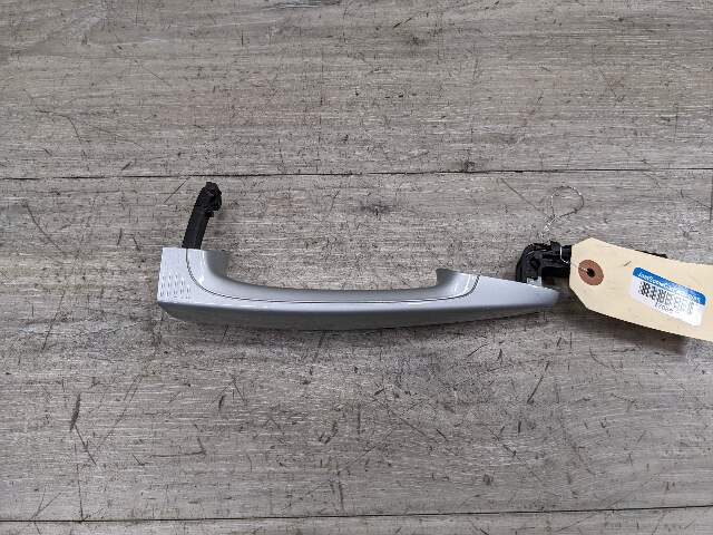 OEM BMW F22 F30 F36 M2 M3 M4 COMFORT ACCESS Front Right Side Door Handle Silver