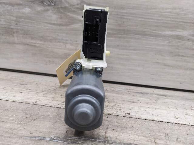 10-16 OEM Porsche Panamera Right Passenger Front Door Window Glass Motor
