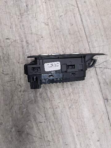16-22 OEM BMW G07 G12 740 750 Rear Left Right Window Door Sun Shade Switch