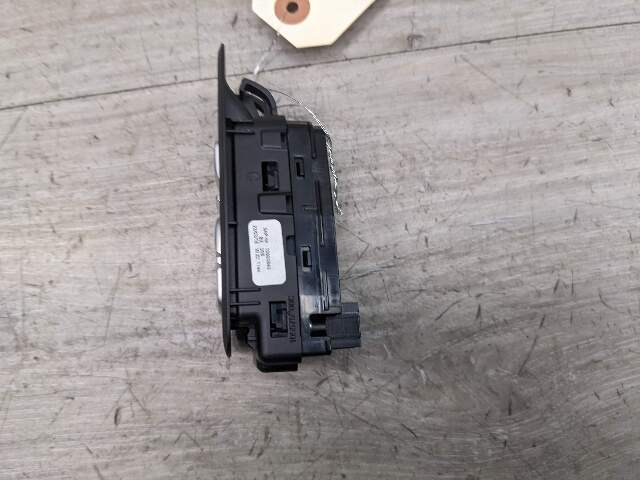 16-22 OEM BMW G07 G12 740 750 Rear Left Right Window Door Sun Shade Switch