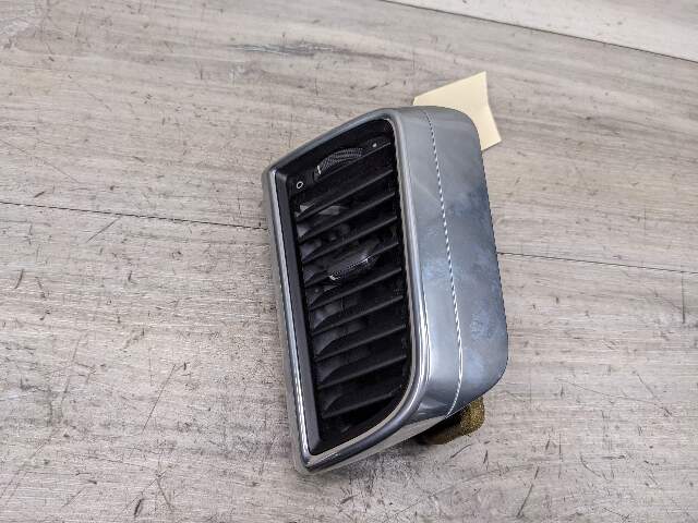 10-16 OEM Porsche Panamera Rear Right B Pillar A/C Air Vent
